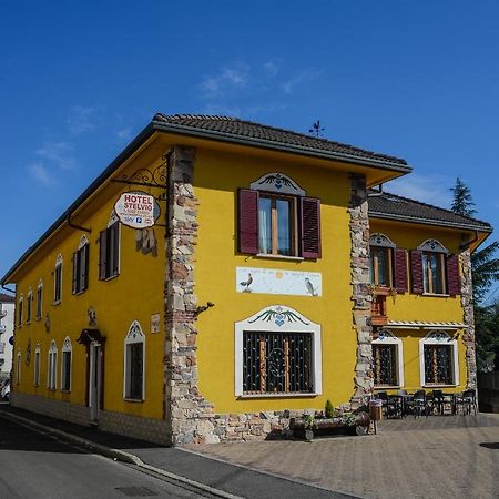 Hotel Stelvio Varese Exteriör bild