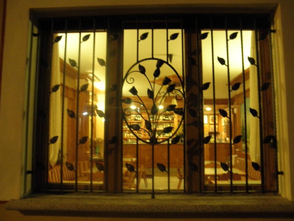 Hotel Stelvio Varese Exteriör bild