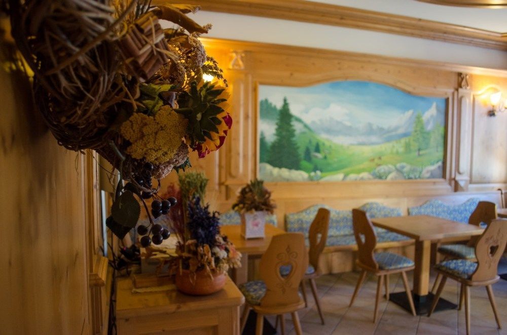 Hotel Stelvio Varese Exteriör bild